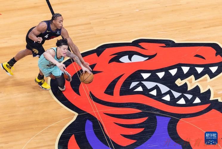 开云体育APP：巴雷特打进关键球 猛龙主场险胜黄蜂