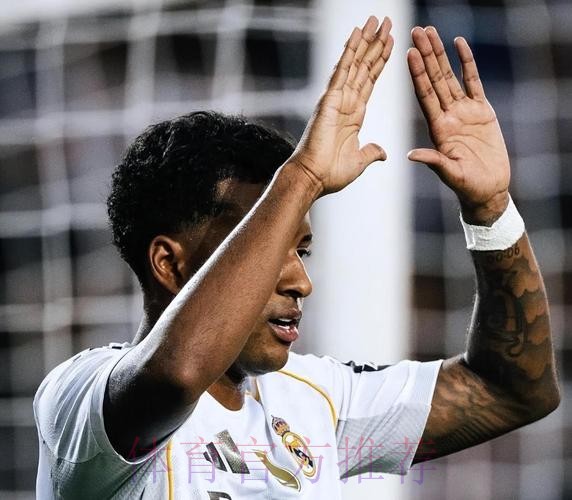 记者:罗德里戈将留皇马 没收到报价也未申请离队 记者:罗德里戈将留皇马 没收到报价也未申请离队